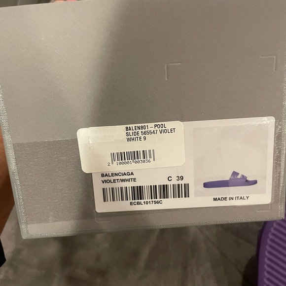 Balenciaga slides- slightly worn. AUTHENTIC - Picture 4 of 5